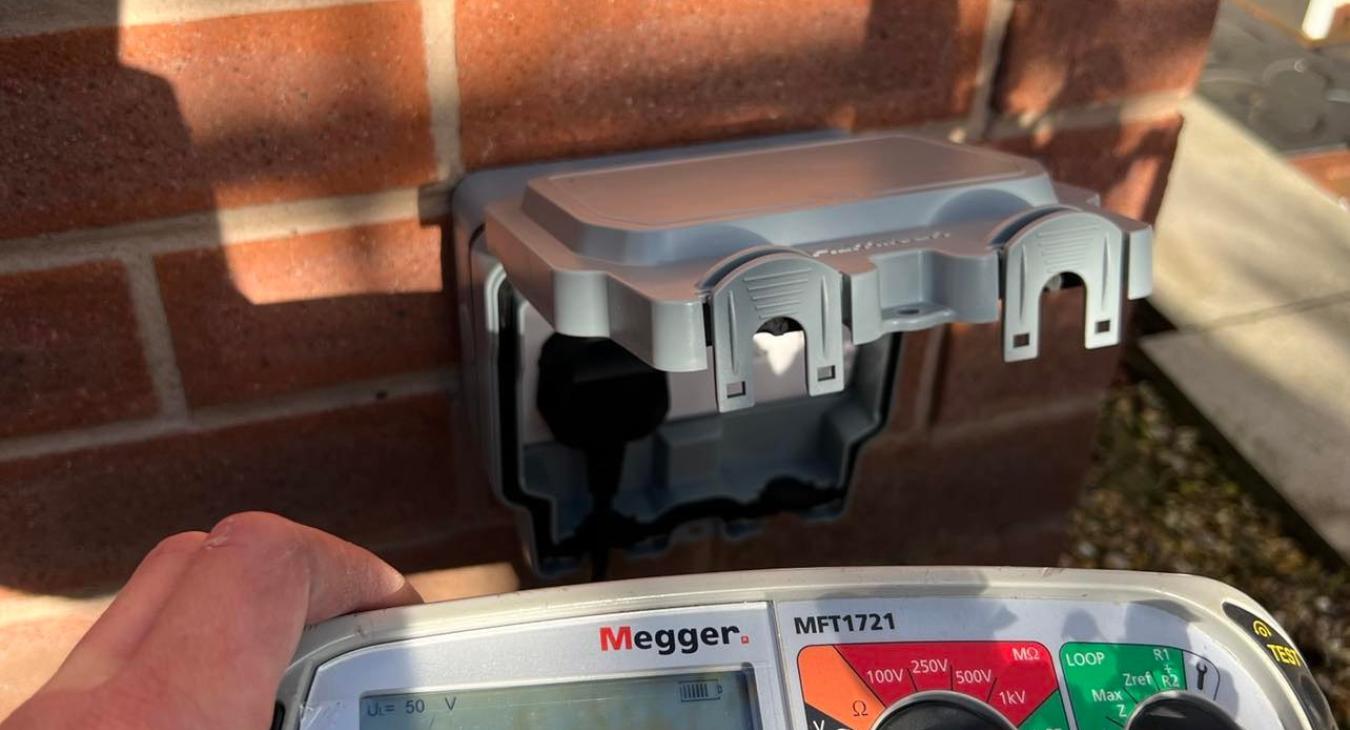 Outdoor Socket Installation 