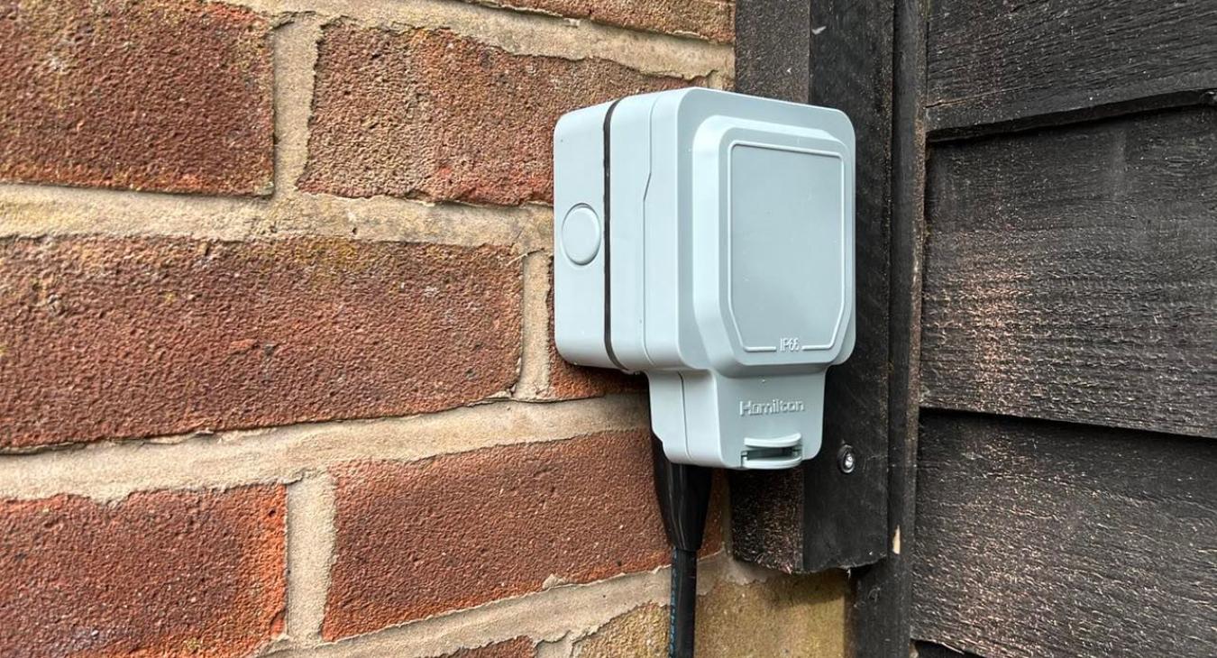 External Power Supply Installation