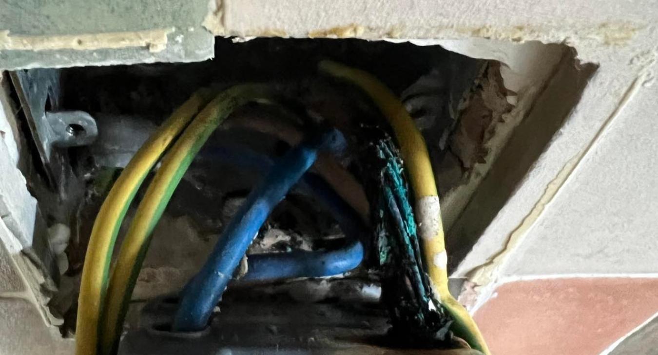 Fault finding electrician in Warrington