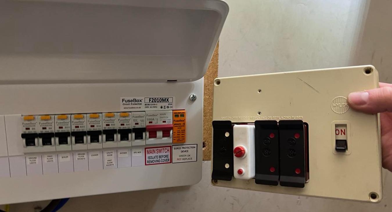 Fusebox electrician in Warrington